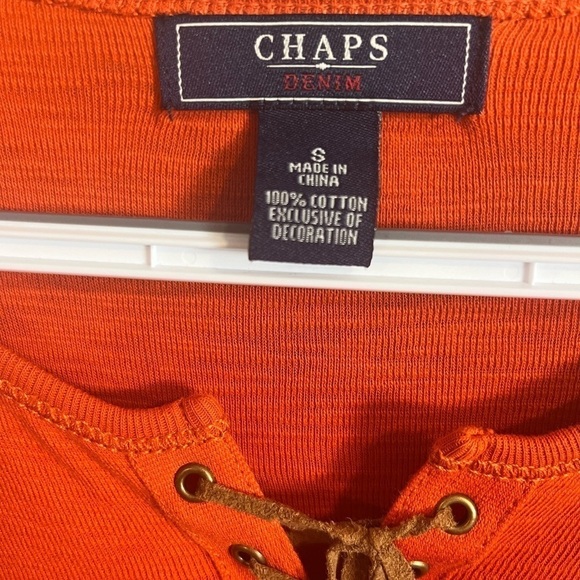 CHAPS Denim 100% Cotton 3/4 Sleeve Leather Lace Front Henley Tee Size Small - Picture 2 of 6